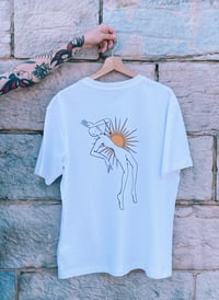 Image 1 of T-shirt "Rayonnement Intérieur"