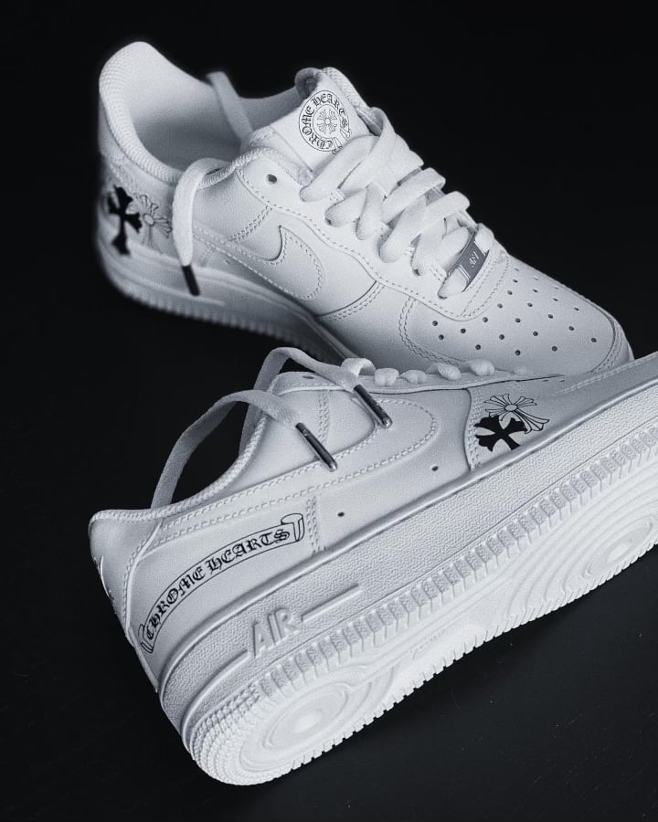 Air Force 1 Chrome Hearts (White & Gray)