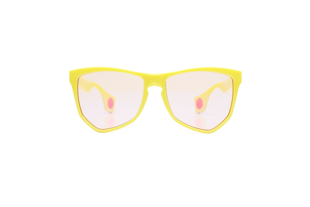 NYLAARN Bio-Yellow “Mud Flaps” Blend Sunglasses - Auto-Darkening Rosé-to-Gray + Blue Mirror