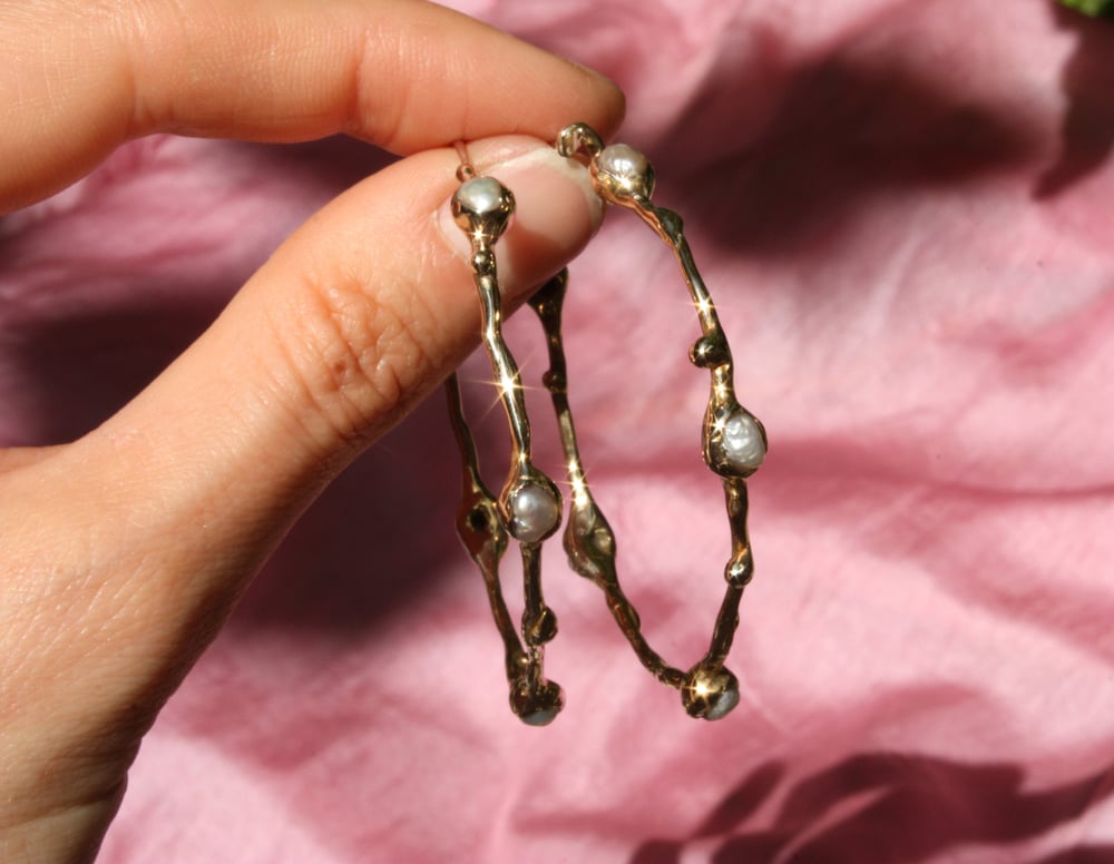 Image of Pearly Hoops
