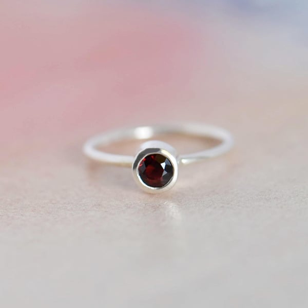 Image of Wine Red Garnet round cut classic silver ring 