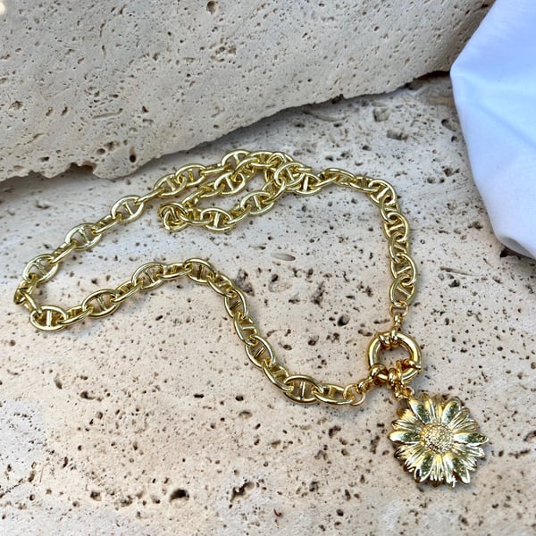 Image of SUNFLOWER NECKLACE