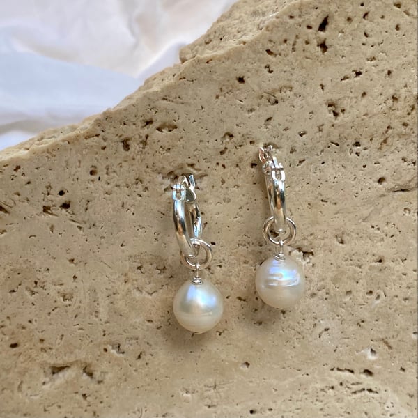 Image of JUNE EARRINGS