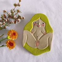 Image 3 of Curvy Girl Plate - Lime