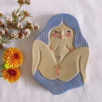 Image 2 of Curvy Girl Plate - Blue