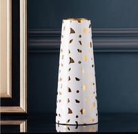Image 4 of Gold And White Ceramic Vase with Triangle Pattern Vase，
