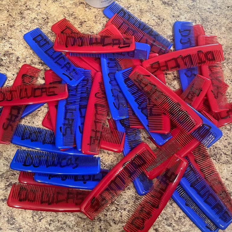 "DJ LUCAS" SIGNED COMB Image 2