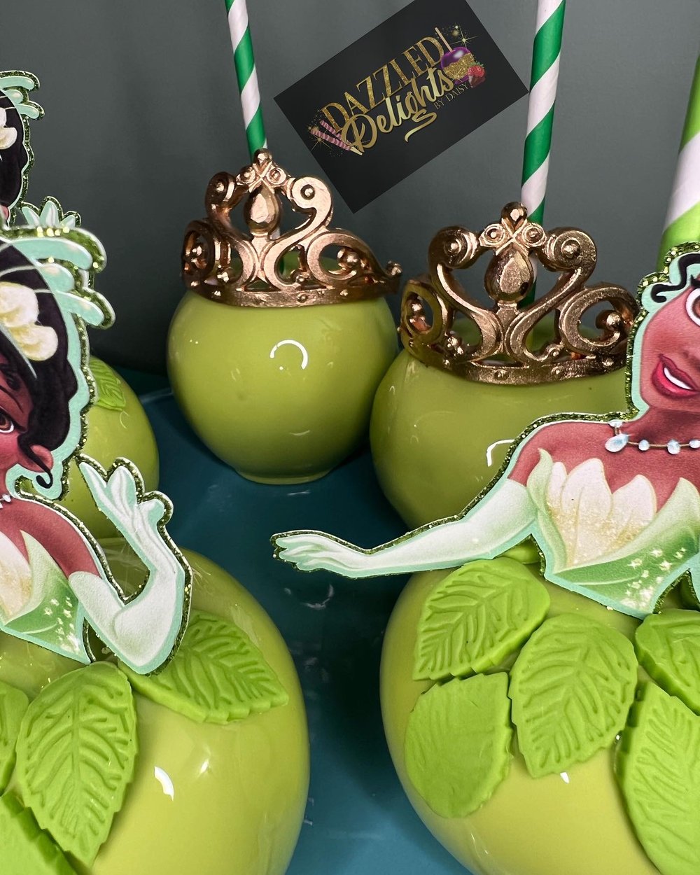Image of Themed Apples 