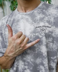 Image 5 of The Laidback Tee // Grey
