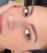 Image 3 of Mascara 