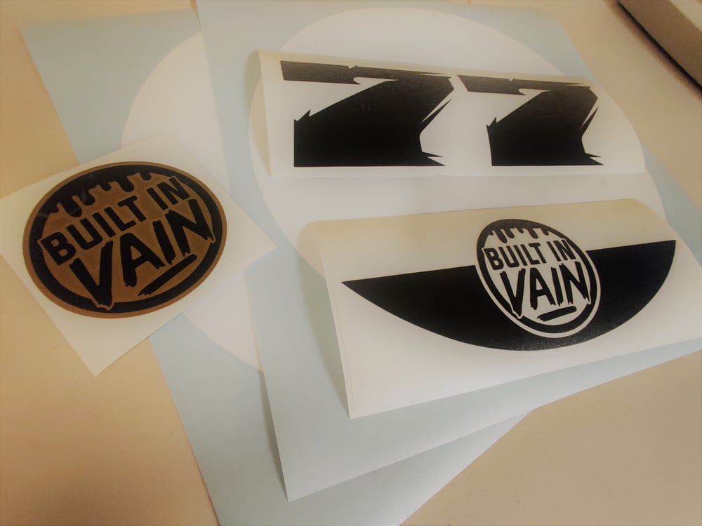Track Number Plates - Square & Round
