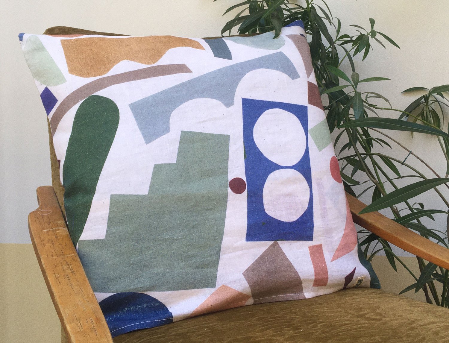 Image of SHAPES LINEN PILLOWCASE