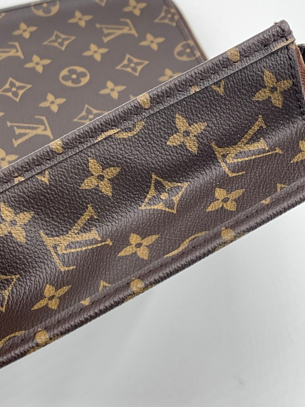 Louis Vuitton Porte GM Laptop/Document case