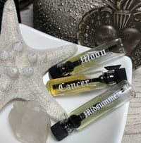 Image 1 of Discovery Vials (.5ml)