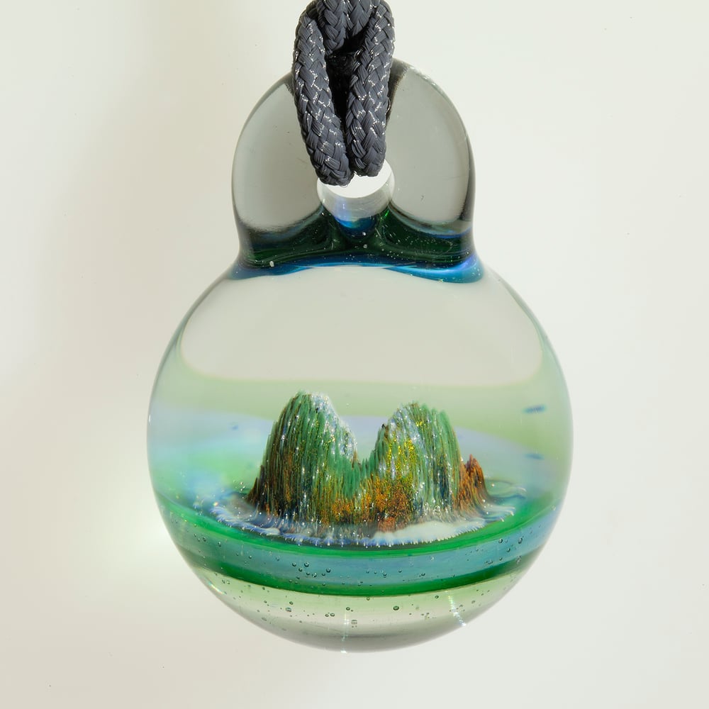 Image of Desert Island Pendy 9-2022