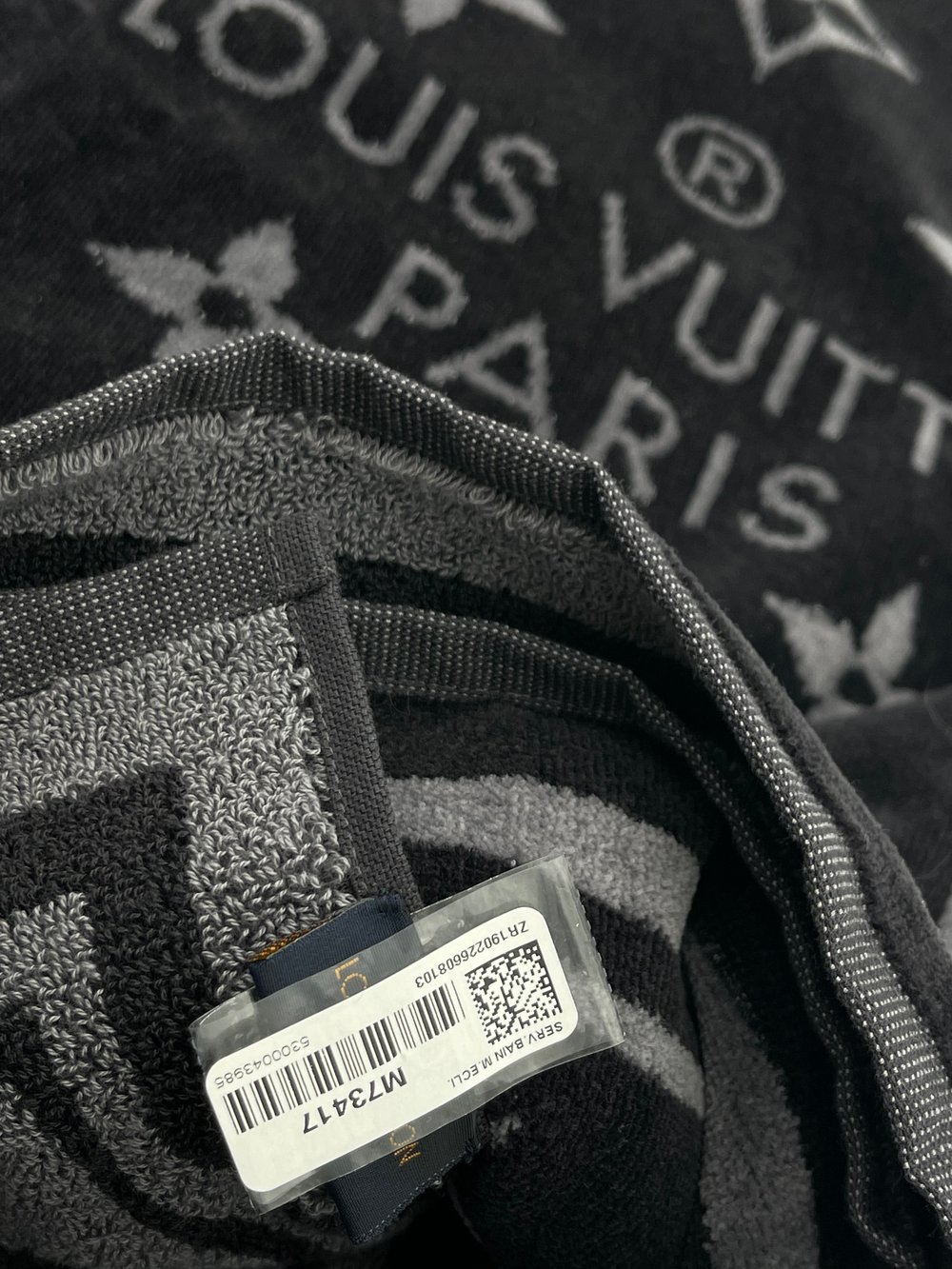 Shop Louis Vuitton Monogram Eclipse Beach Towel (M73417) by Lot