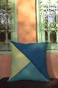 Image 1 of Green / Indigo / Linen pillowcase