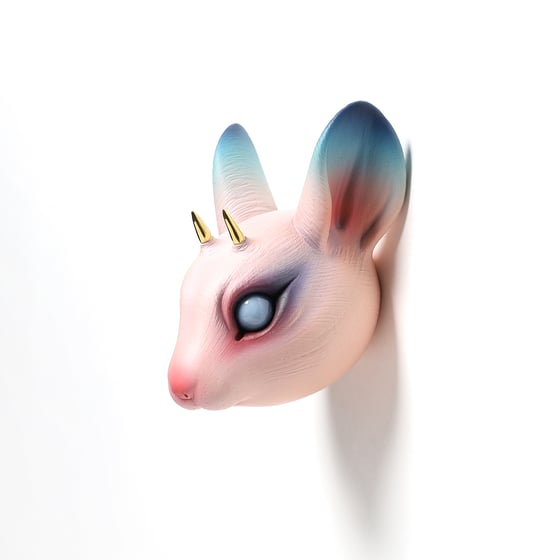 Image of Chikkoi Chinchilla (pink/gold horns)