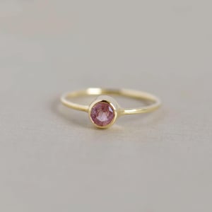 Image of Pink Tourmaline round cut 14k gold classic ring