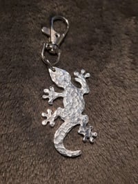 Image 3 of Textured lizard clip on tag