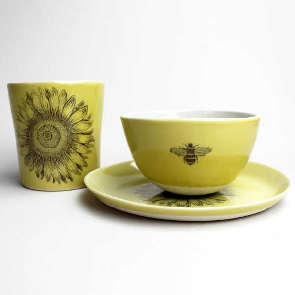 Image of happy lunch set: plate, bowl, 16oz tumbler, in mustard