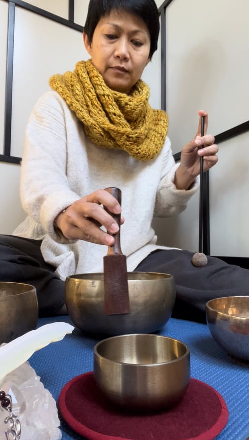 Image of Learn how to play Tibetan Singing Bowl