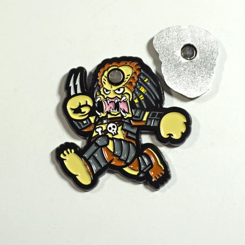 Predatario enamel pin