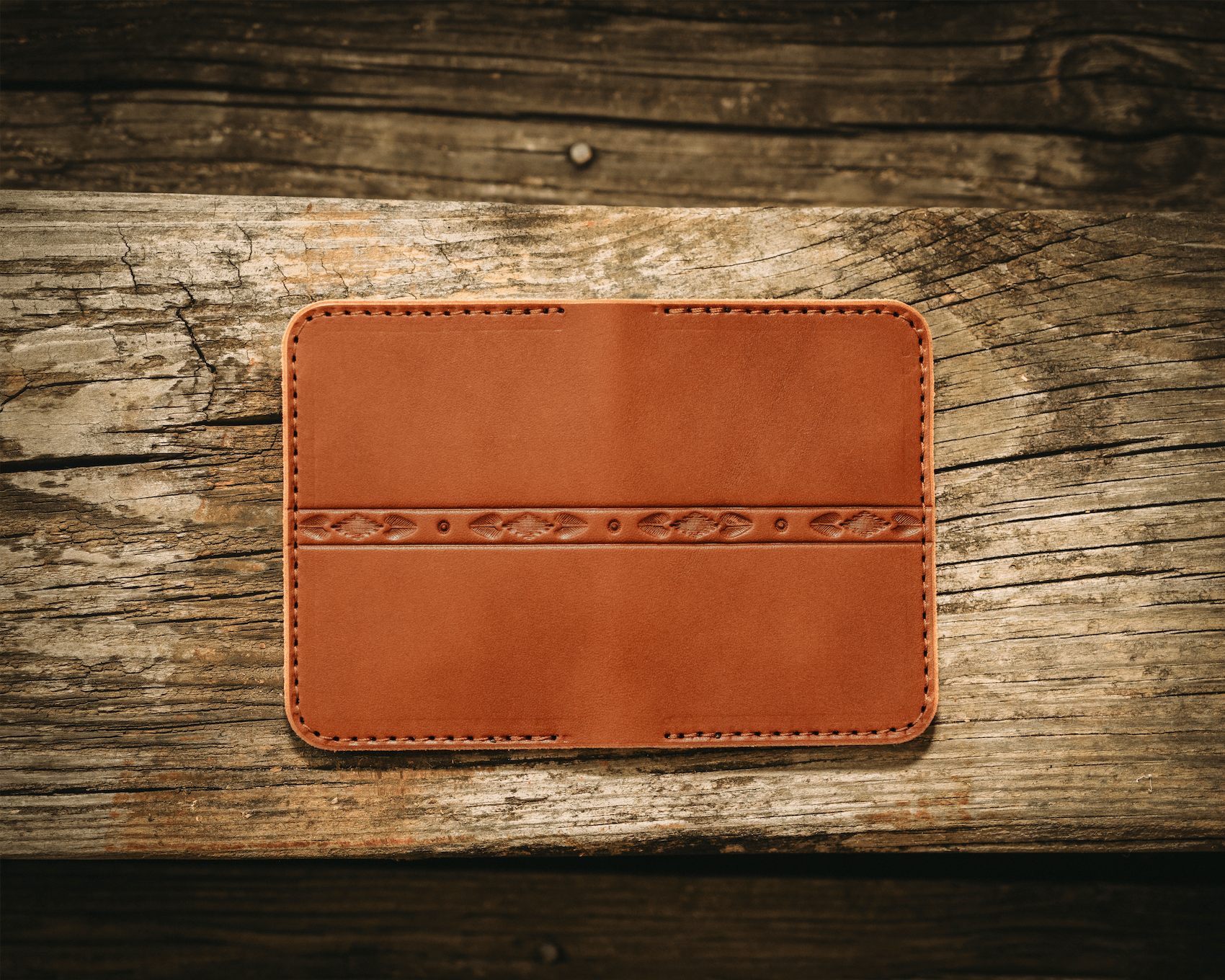 Vertical Bifold Wallet Nut Brown