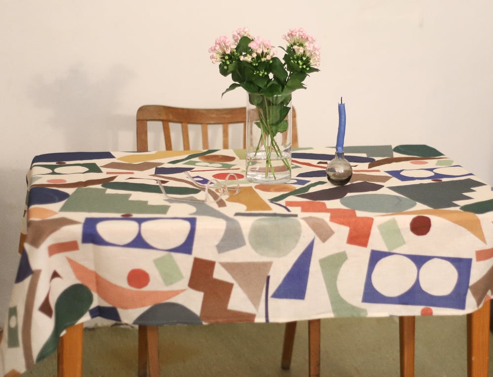 Image of COLOR SHAPES TABLE CLOTH / RUNNER