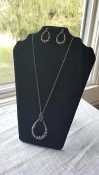 Image 1 of Teardrop Shaped Pendant Necklace & Earring Set