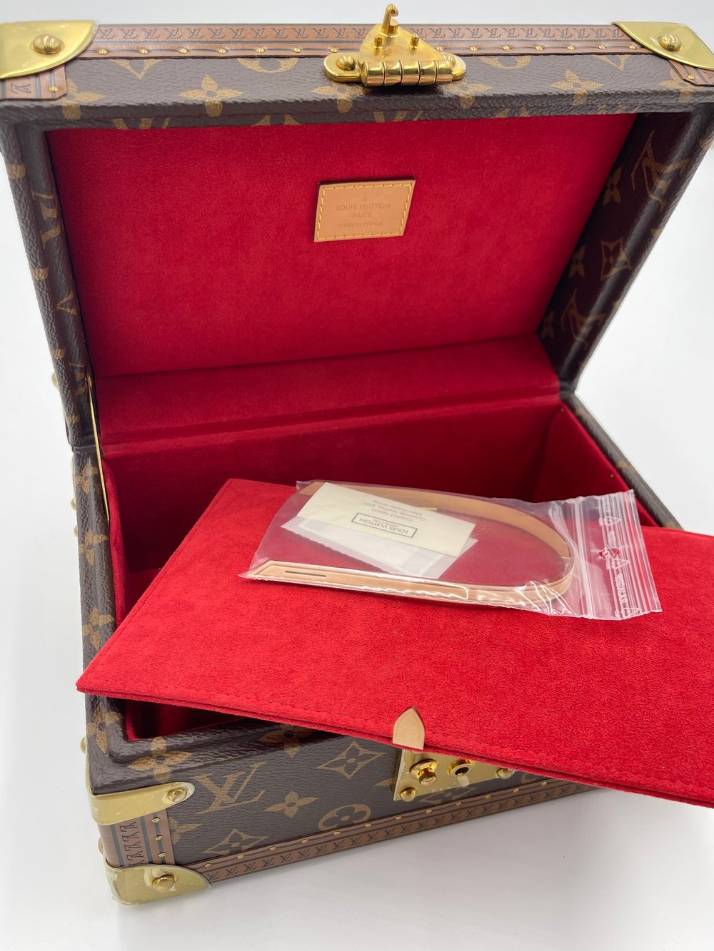 Louis Vuitton Coffret Tresor 24 Case - Vitkac shop online