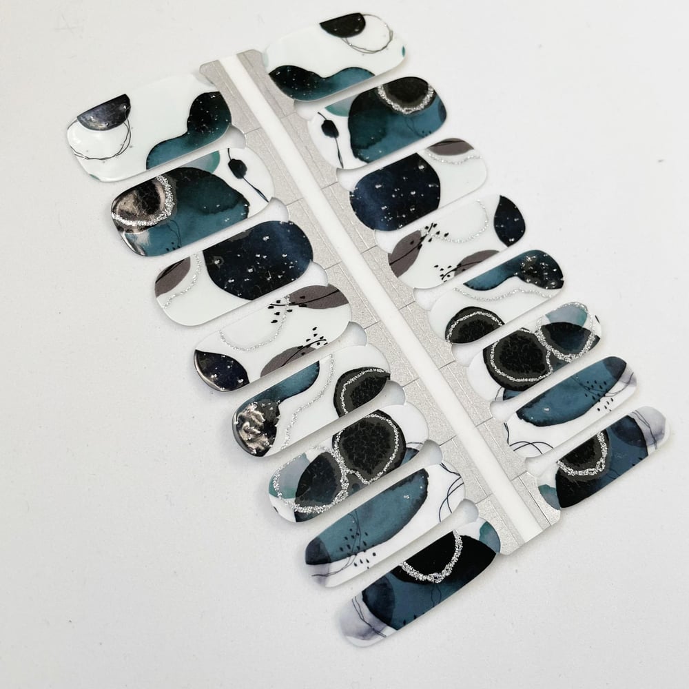 Luna Nail Polish Strip