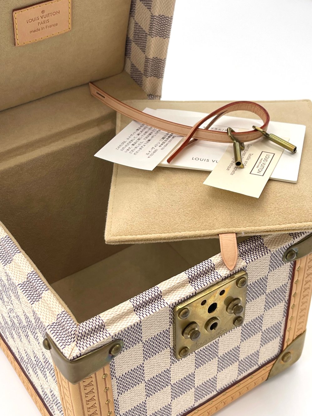 Louis Vuitton Damier Azur SP. Box