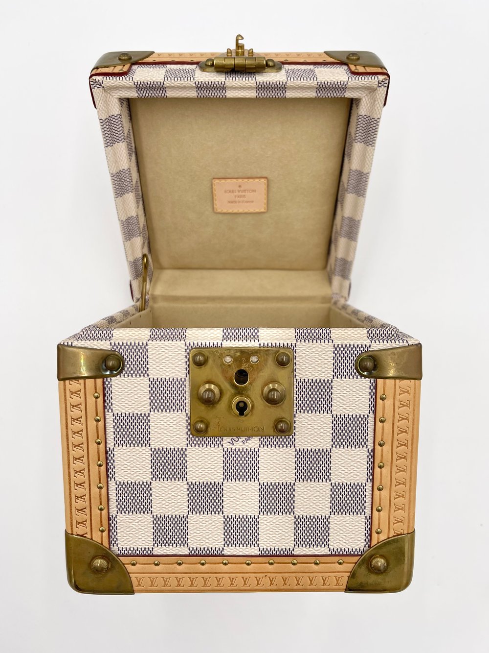 louis vuitton mini trunk box