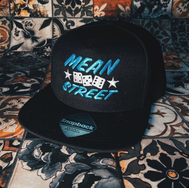 Dice snapback (2 Colours)