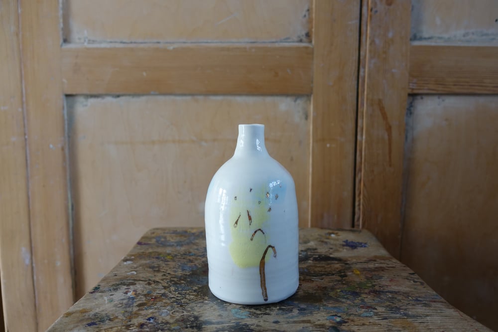 Image of Porcelain bottle with gold lustre and yellow glaze