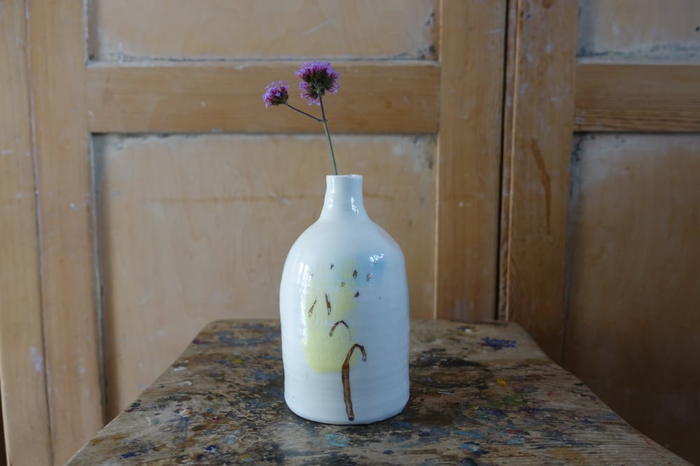 Image of Porcelain bottle with gold lustre and yellow glaze
