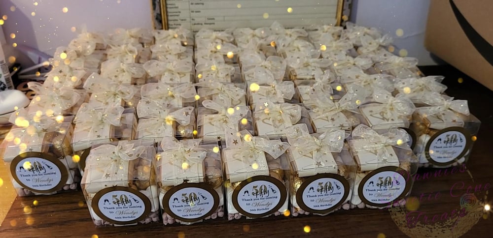 Image of Special Occasion Cube Sweet Boxes 