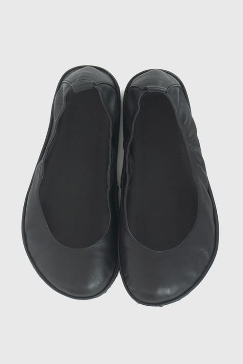 Image of Lotus in Matte black - 34.5 EU - Ready to ship