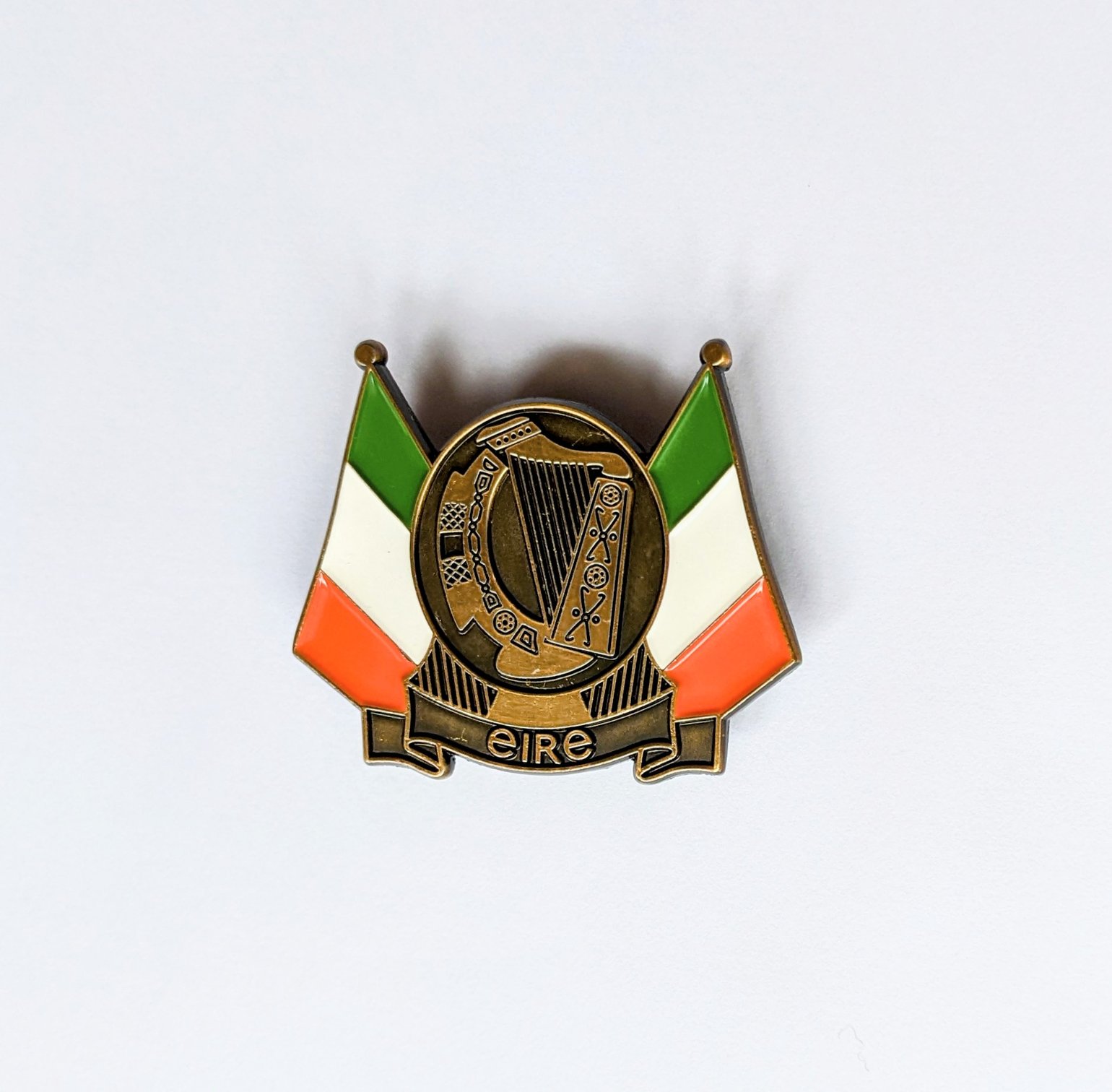 Image of Éire plaque badge