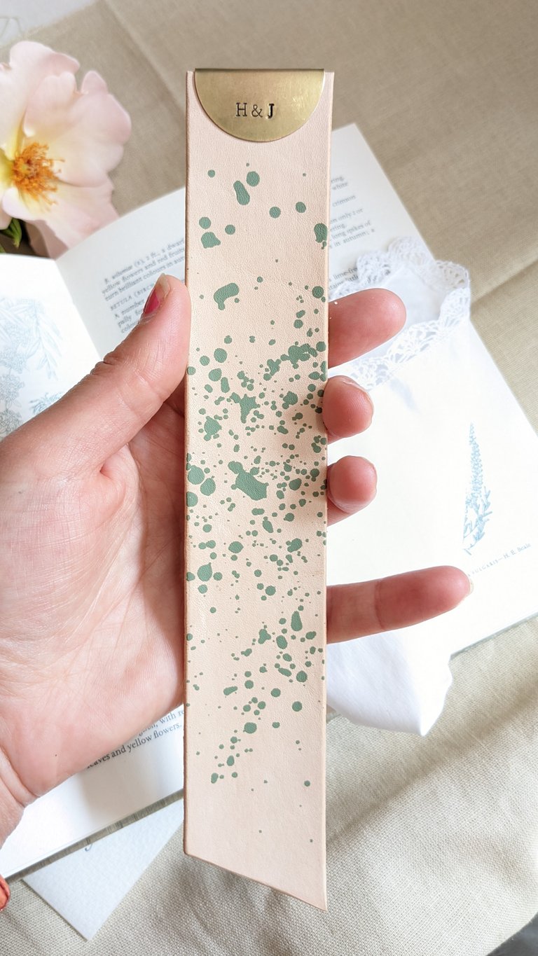 Wedding Favour Bookmarks Image 3
