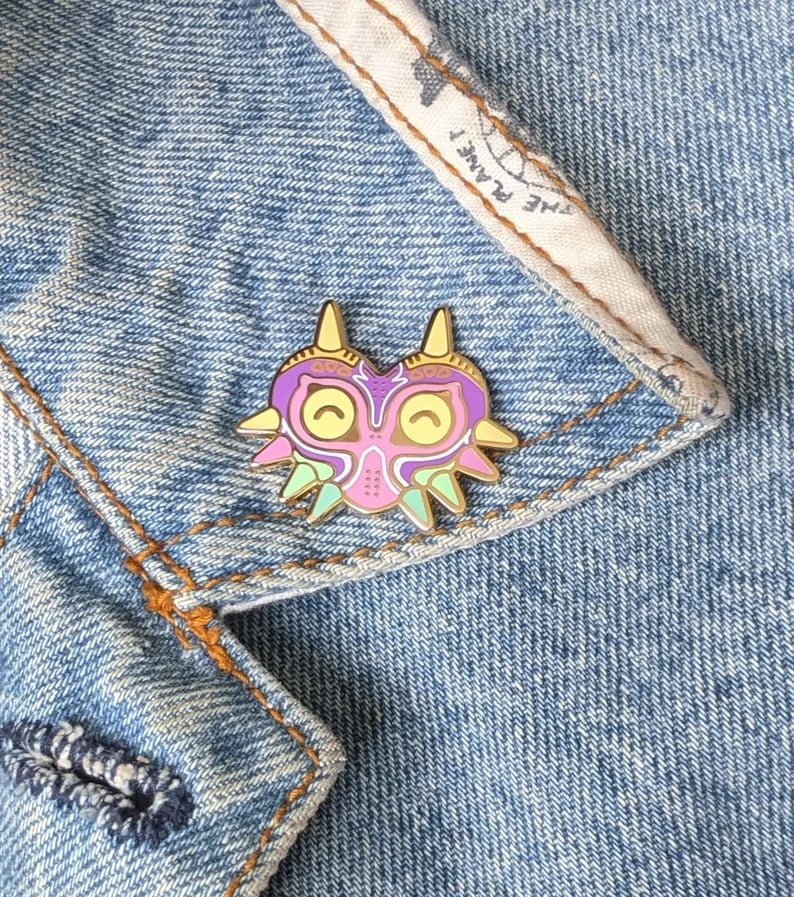 Image of Happy Majora's Mask Enamel Pin