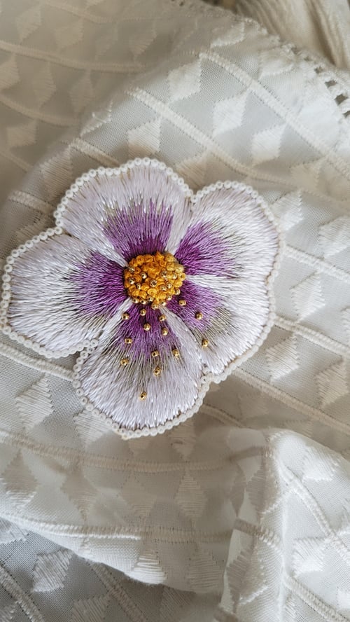 Image of Broche Fleur AFTER BEE