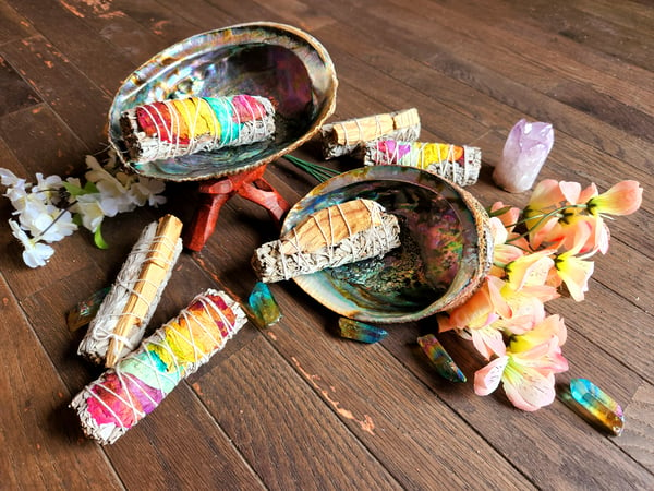 Image of White Sage Bundles and Abalone Smudge Bowls