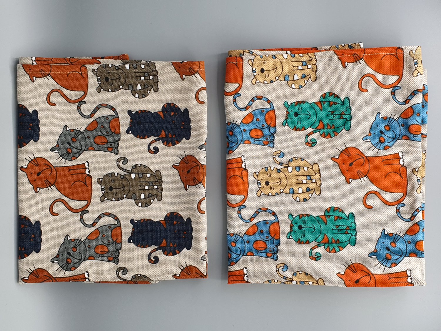 Image of Linen towel with cats