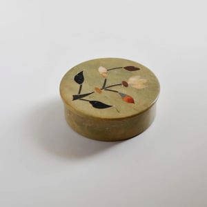 Image of Vintage soapstone x lacquer semi-precious stones flower jewelry box
