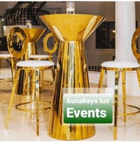 Image 3 of Luxury cake stands gold