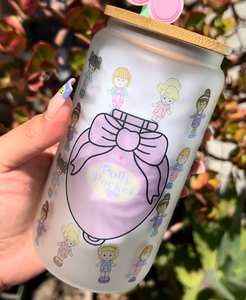 Image of Muñeca Sublimated Glass Can Cup with Clear Straw
