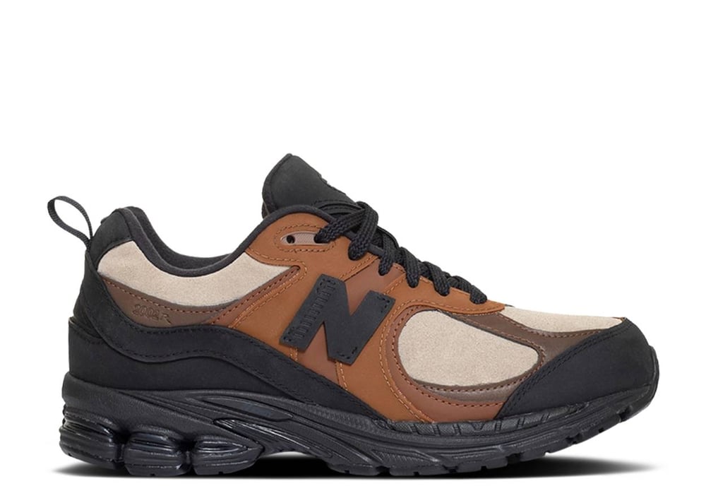 New Balance 2002R The Basement Earth Brown