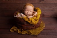 Image 4 of Newborn openwork bonnet